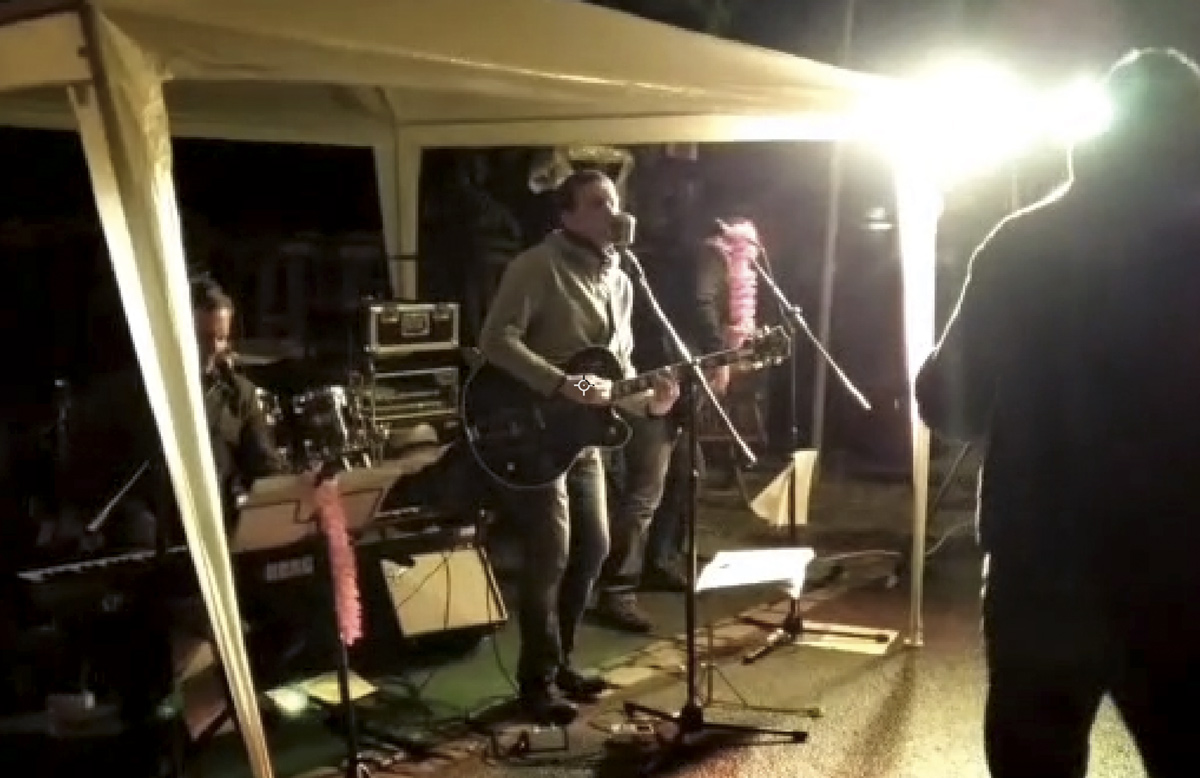 Straßenmusik zum 28. Elbhangfest mit King Creole