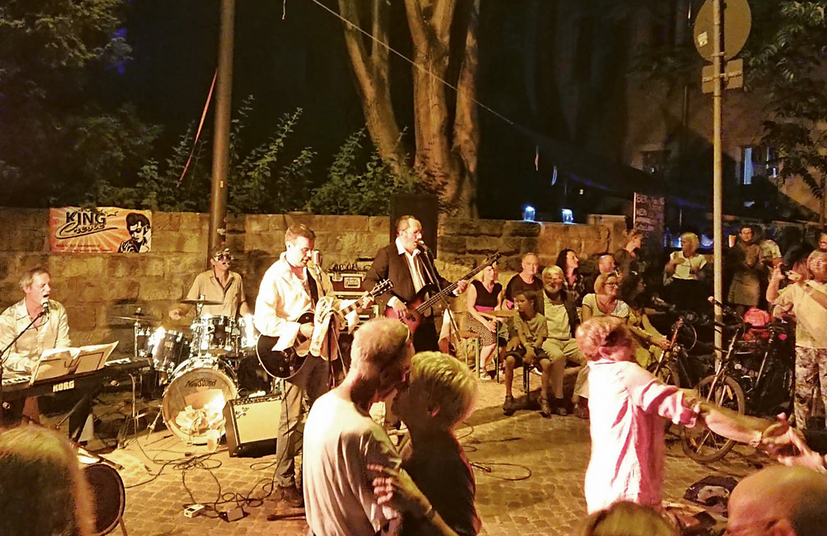 King Creole spiel zu 30. Elbhangfest Rock ’n’ Roll auf der Straße