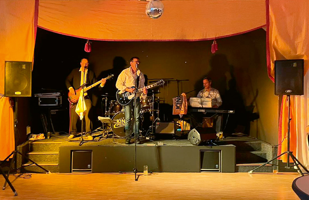 Rock’n’Roll Auftritt, der Band King Creole zum 50. Geburtstag, am 30.11.2024 in der Mietwirtschaft "Zur Eule"